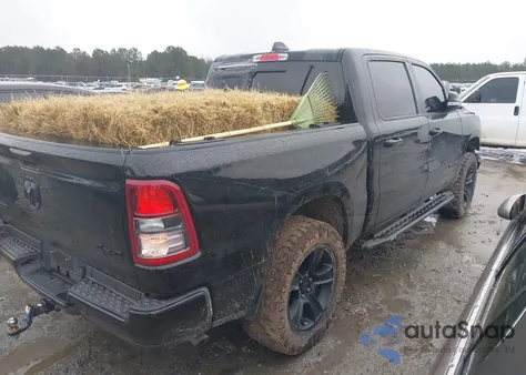 2022 Ram 1500 Big Horn 4X4 5'7 Box z USA, uszkodzony, nr VIN 1C6RRFFG0NN259335